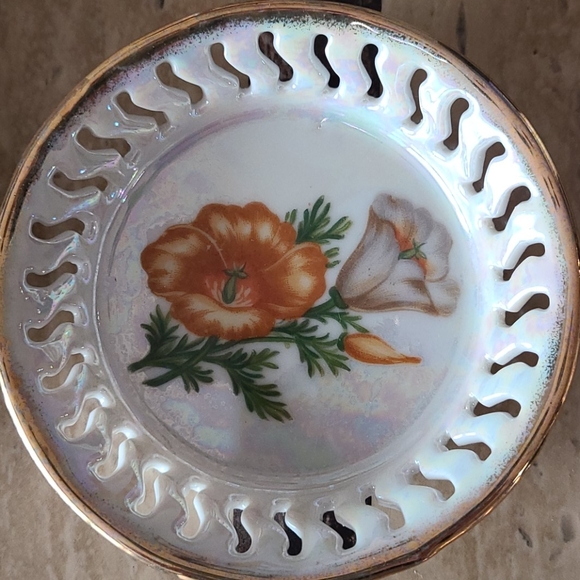 Iridescent Decorative Miniature Bowls (3) - Picture 2 of 7